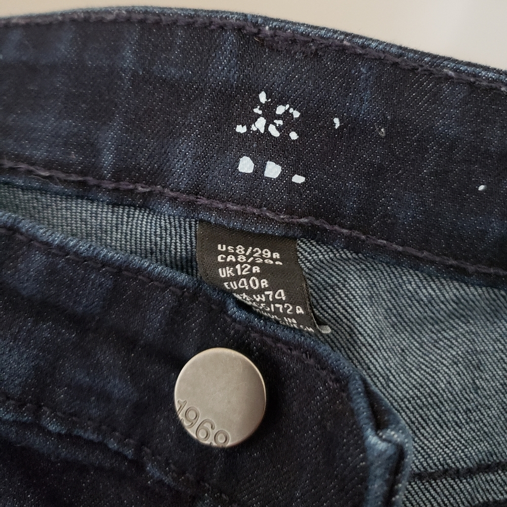 Jeans - Picture 2 of 4